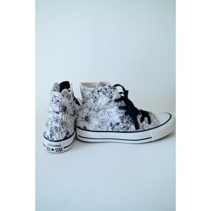 Converse High Top Chuck in Vintage Floral